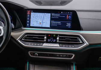 Подержанный автомобиль BMW X5 2021 года (14 фото)