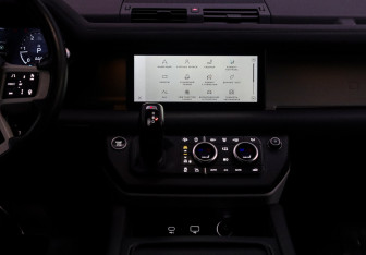 Подержанный автомобиль Land Rover Defender Suv 2020 года (13 фото)