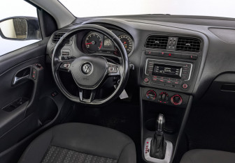 Подержанный автомобиль Volkswagen Polo Sedan 2019 года (28 фото)