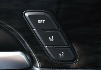 Подержанный автомобиль Hyundai Santa Fe 2019 года (13 фото)