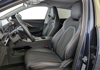 Подержанный автомобиль Omoda C5 2023 года (19 фото)