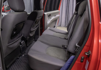 Подержанный автомобиль Hyundai Matrix 2005 года (12 фото)