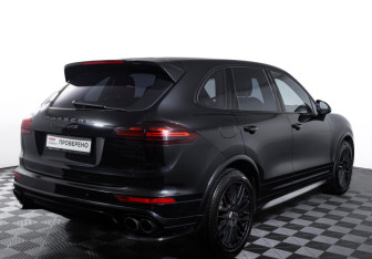 Подержанный автомобиль Porsche Cayenne 2015 года (5 фото)