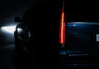 Подержанный автомобиль Cadillac Escalade Suv 2019 года (27 фото)