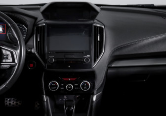 Подержанный автомобиль Subaru Forester Suv 2020 года (13 фото)