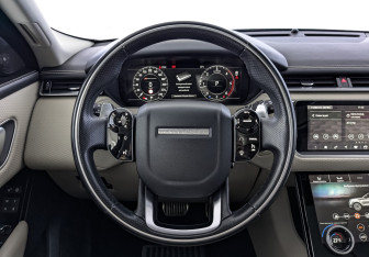 Подержанный автомобиль Land Rover Range Rover Velar 2018 года (21 фото)