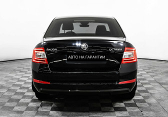 Подержанный автомобиль Skoda Octavia Liftback 2014 года (6 фото)