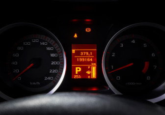 Подержанный автомобиль Mitsubishi Lancer Sedan 2008 года (15 фото)