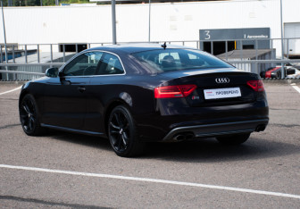 Подержанный автомобиль Audi S5 Coupe 2012 года (7 фото)