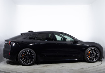 Подержанный автомобиль Zeekr 001 2023 года (4 фото)