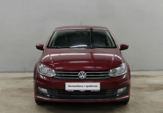 Подержанный автомобиль Volkswagen Polo Sedan 2019 года (2 фото)