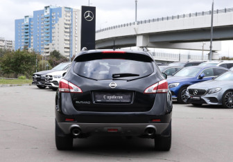 Подержанный автомобиль Nissan Murano Suv 2013 года (6 фото)