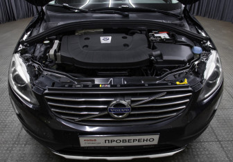 Подержанный автомобиль Volvo XC60 2013 года (9 фото)