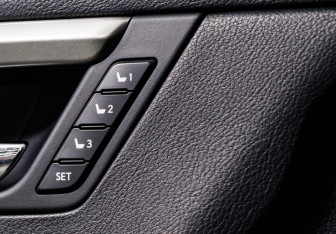 Подержанный автомобиль Lexus RX 2019 года (18 фото)