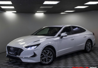 Подержанный автомобиль Hyundai Sonata 2020 года (22 фото)