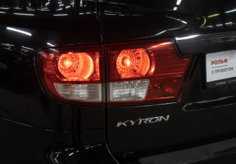 Подержанный автомобиль SsangYong Kyron 2012 года (22 фото)