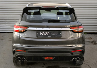 Подержанный автомобиль Geely Coolray 2022 года (6 фото)