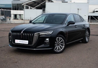 Подержанный автомобиль Hongqi H5 2024 года (1 фото)
