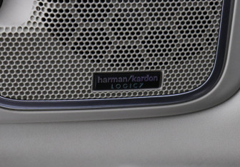 Подержанный автомобиль Land Rover Range Rover 2010 года (15 фото)