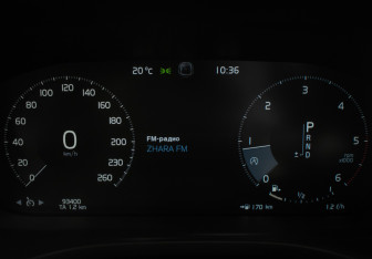 Подержанный автомобиль Volvo XC60 2018 года (12 фото)