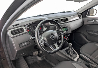 Подержанный автомобиль Renault Arkana 2019 года (16 фото)