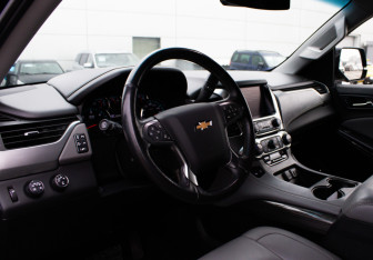 Подержанный автомобиль Chevrolet Tahoe 2016 года (12 фото)