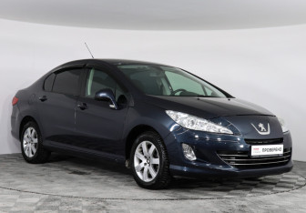Подержанный автомобиль Peugeot 408 2013 года (3 фото)