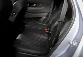 Подержанный автомобиль Chery Tiggo 9 2024 года (10 фото)