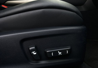 Подержанный автомобиль Lexus IS Sedan 2013 года (22 фото)