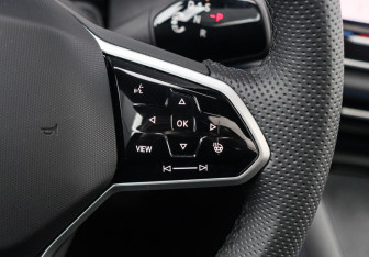 Подержанный автомобиль Volkswagen Teramont 2025 года (31 фото)