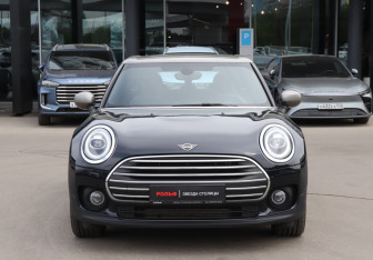 Подержанный автомобиль MINI Clubman Wagon 2020 года (2 фото)