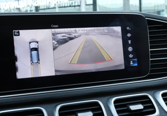 Подержанный автомобиль Mercedes-Benz GLE 2019 года (17 фото)