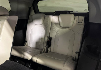 Подержанный автомобиль Exeed VX 2023 года (22 фото)