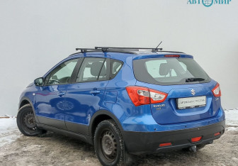 Подержанный автомобиль Suzuki SX4 Hatchback 2014 года (7 фото)