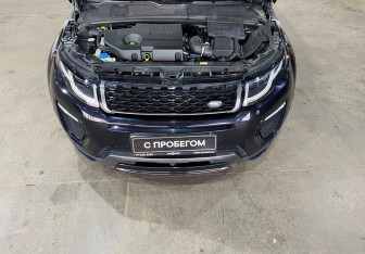 Подержанный автомобиль Land Rover Range Rover Evoque 2017 года (19 фото)
