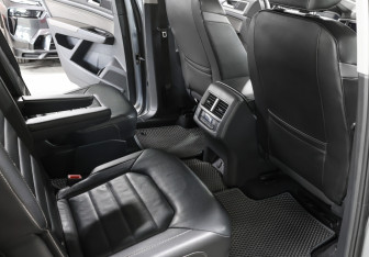 Подержанный автомобиль Volkswagen Teramont 2021 года (12 фото)