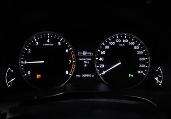 Подержанный автомобиль Lexus ES 2015 года (16 фото)