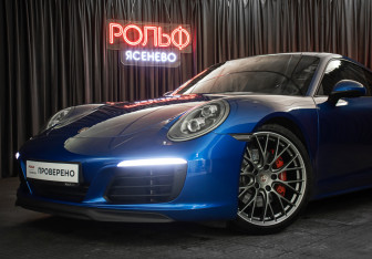 Подержанный автомобиль Porsche 911 Coupe 2018 года (26 фото)