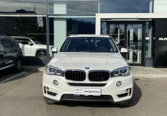 Подержанный автомобиль BMW X5 2017 года (2 фото)