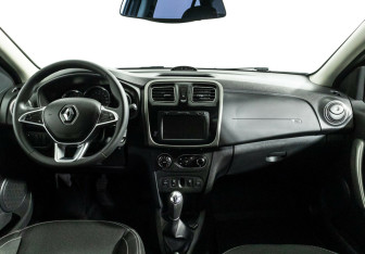 Подержанный автомобиль Renault Logan Sedan 2019 года (6 фото)