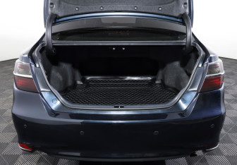Подержанный автомобиль Toyota Camry Sedan 2015 года (9 фото)