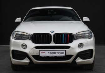 Подержанный автомобиль BMW X6 2016 года (2 фото)