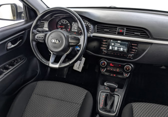 Подержанный автомобиль Kia Rio Hatchback 2019 года (26 фото)