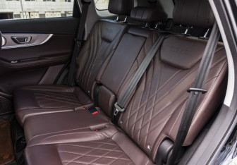 Подержанный автомобиль Chery Tiggo 8 Pro Max 2023 года (16 фото)