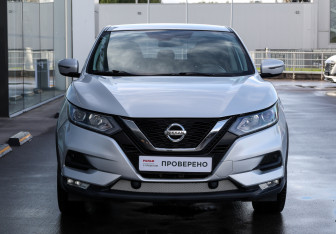 Подержанный автомобиль Nissan Qashqai 2019 года (2 фото)