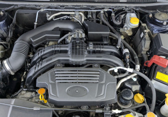 Подержанный автомобиль Subaru XV 2019 года (9 фото)