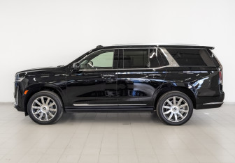 Подержанный автомобиль Cadillac Escalade Suv 2022 года (8 фото)