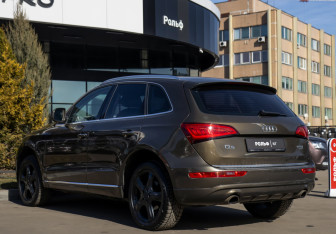 Подержанный автомобиль Audi Q5 2014 года (5 фото)