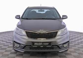 Подержанный автомобиль Kia Rio Hatchback 2015 года (2 фото)