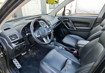 Подержанный автомобиль Subaru Forester Suv 2016 года (11 фото)